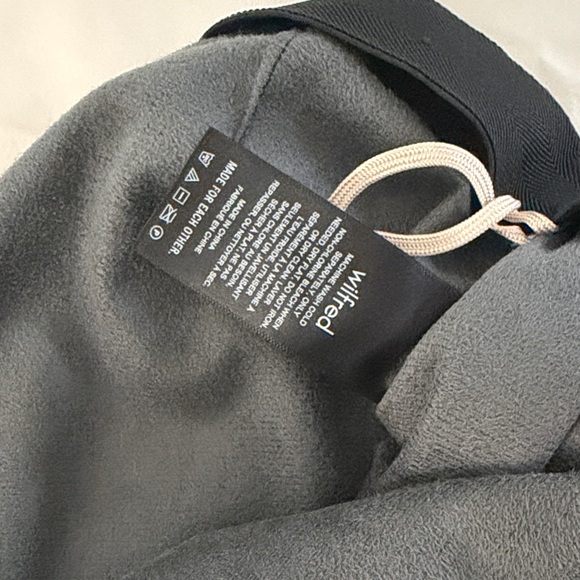 Aritzia Black Vegan Leather Skirt - Picture 6 of 8